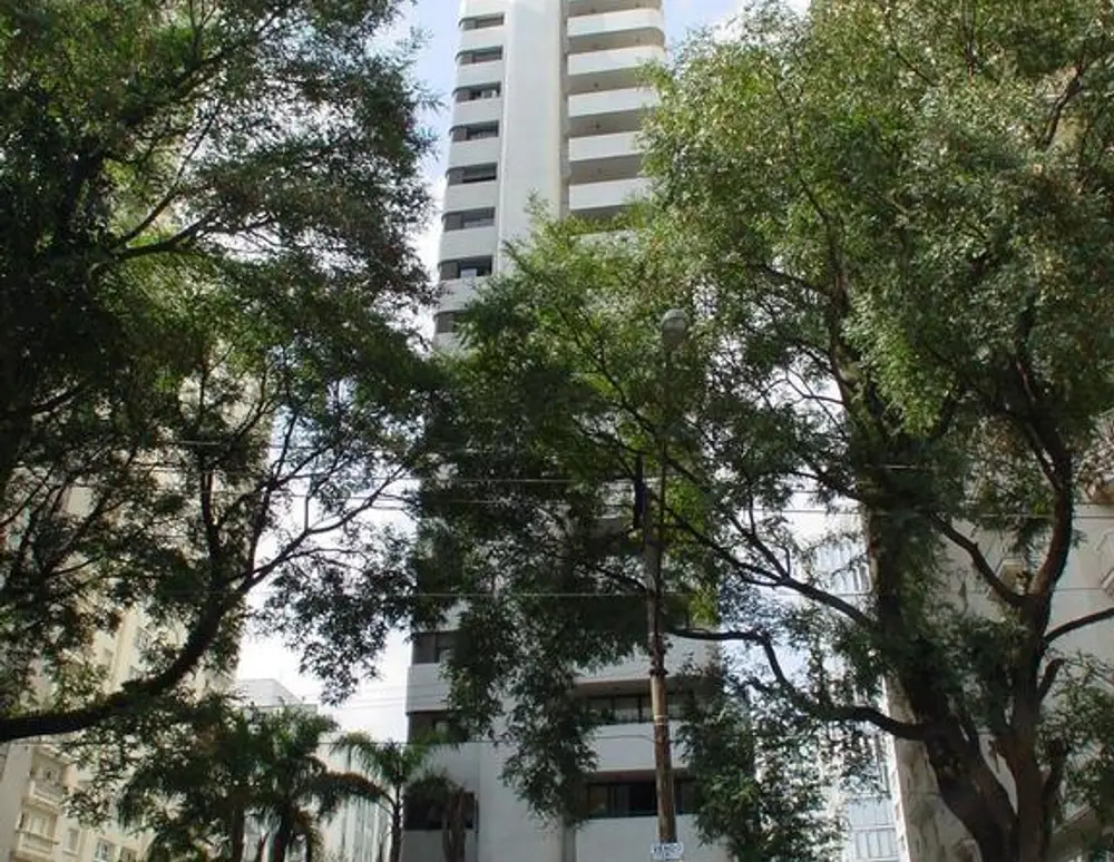 Edificio Golden Tower