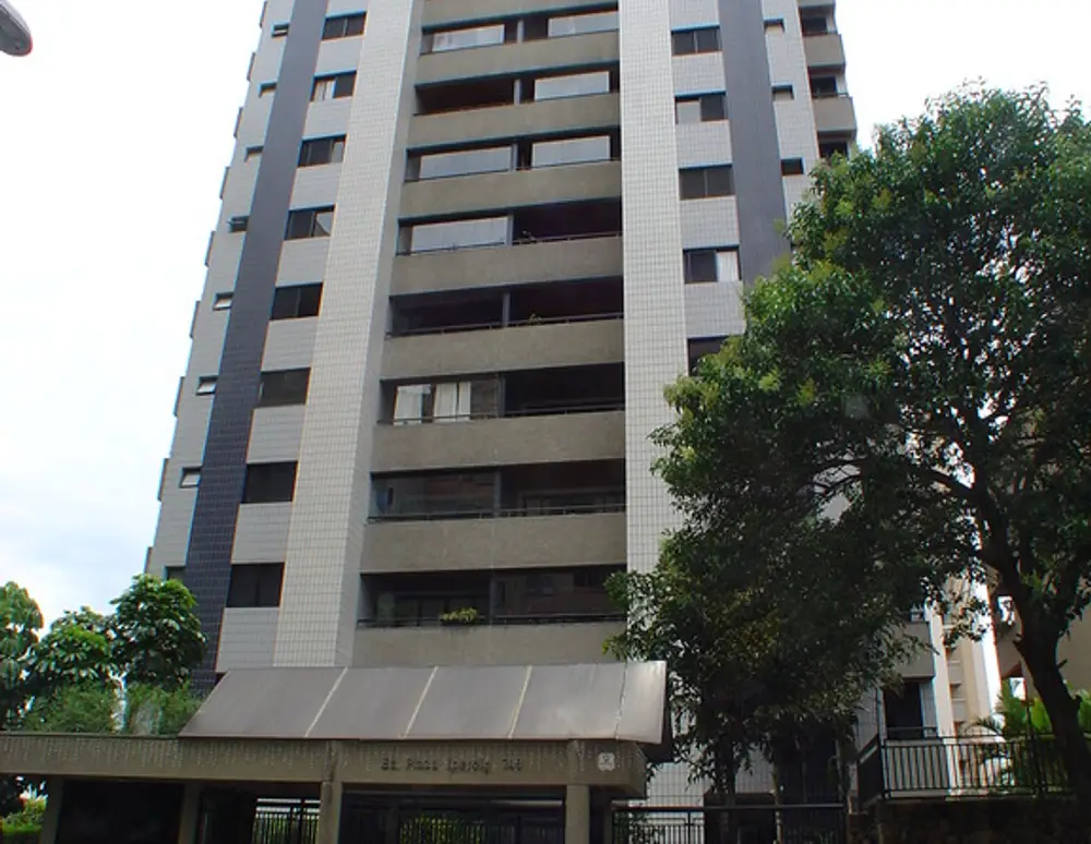 Edificio Plaza Iperoig