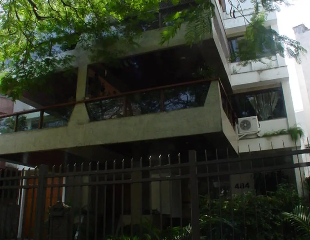 Edificio Praia Linda