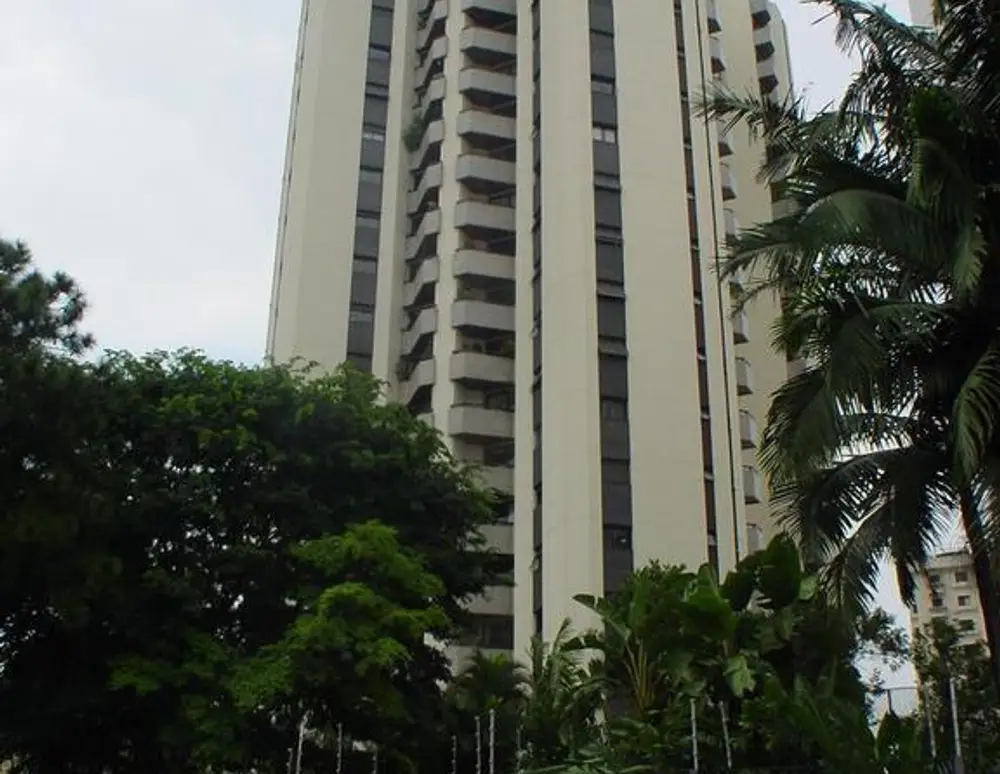 Edificio Premiere Classe — foto 2