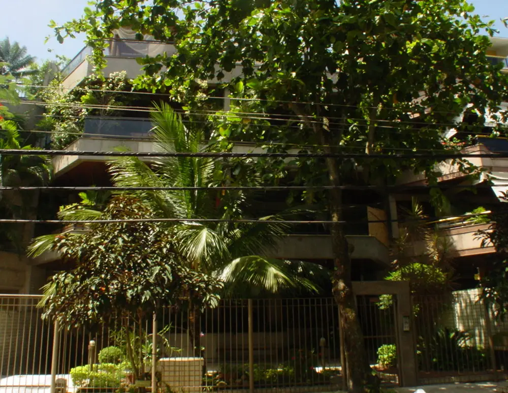 Edificio Arco Iris