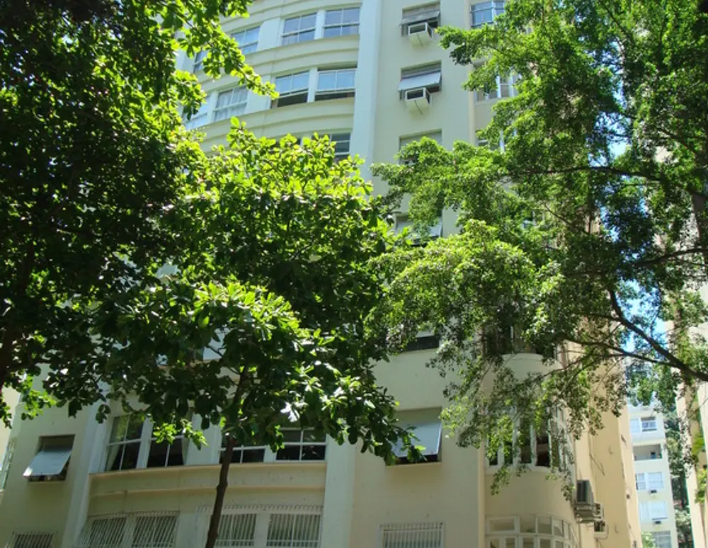 Edificio Montese