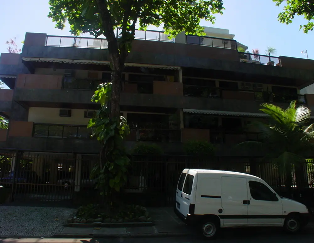 Edificio Larissa Del Mare