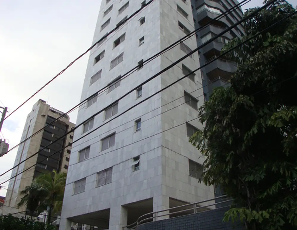 Edificio Bronze Di Riace