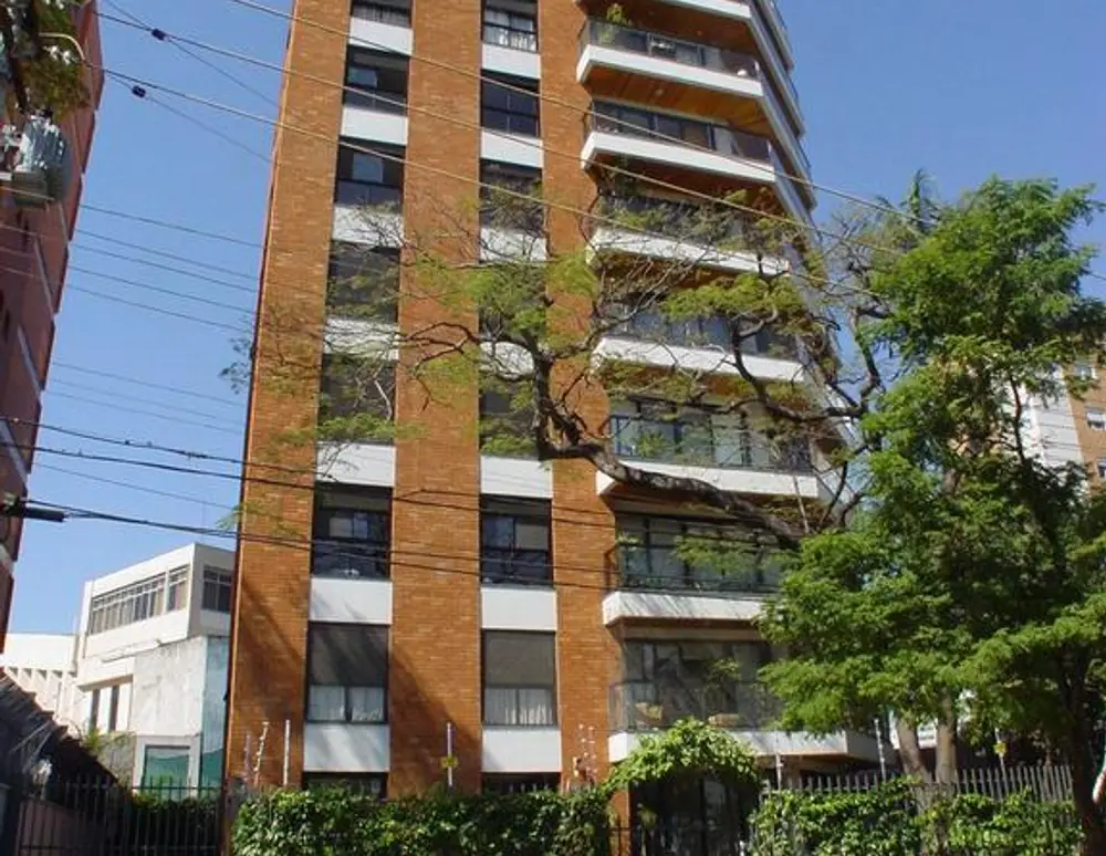 Edificio dos Moras