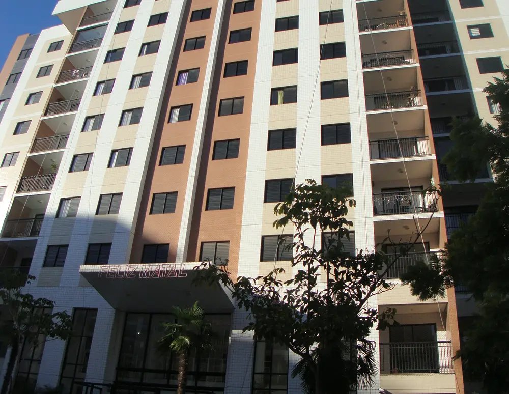 Dos Edificios Saint Etiene