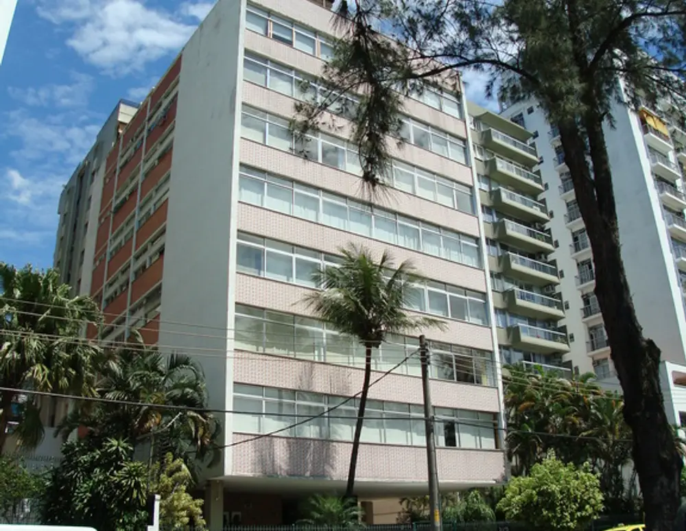 Edificio Sacra Familia