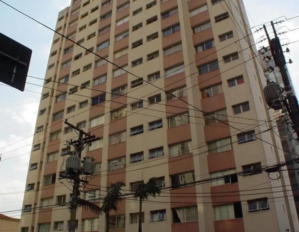 Edificio Mara Manrubia Trama