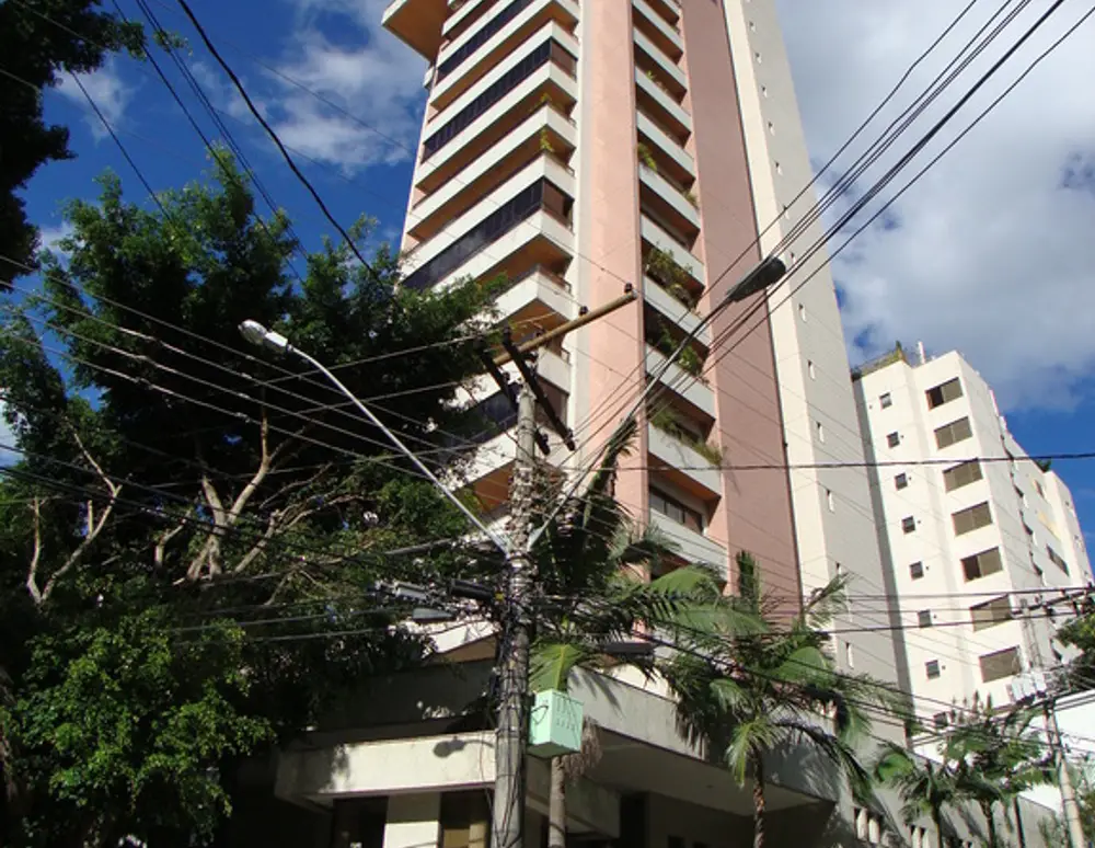 Edificio Gran Paradiso
