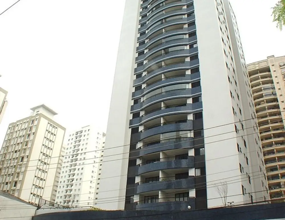 Edificio Golden Tower
