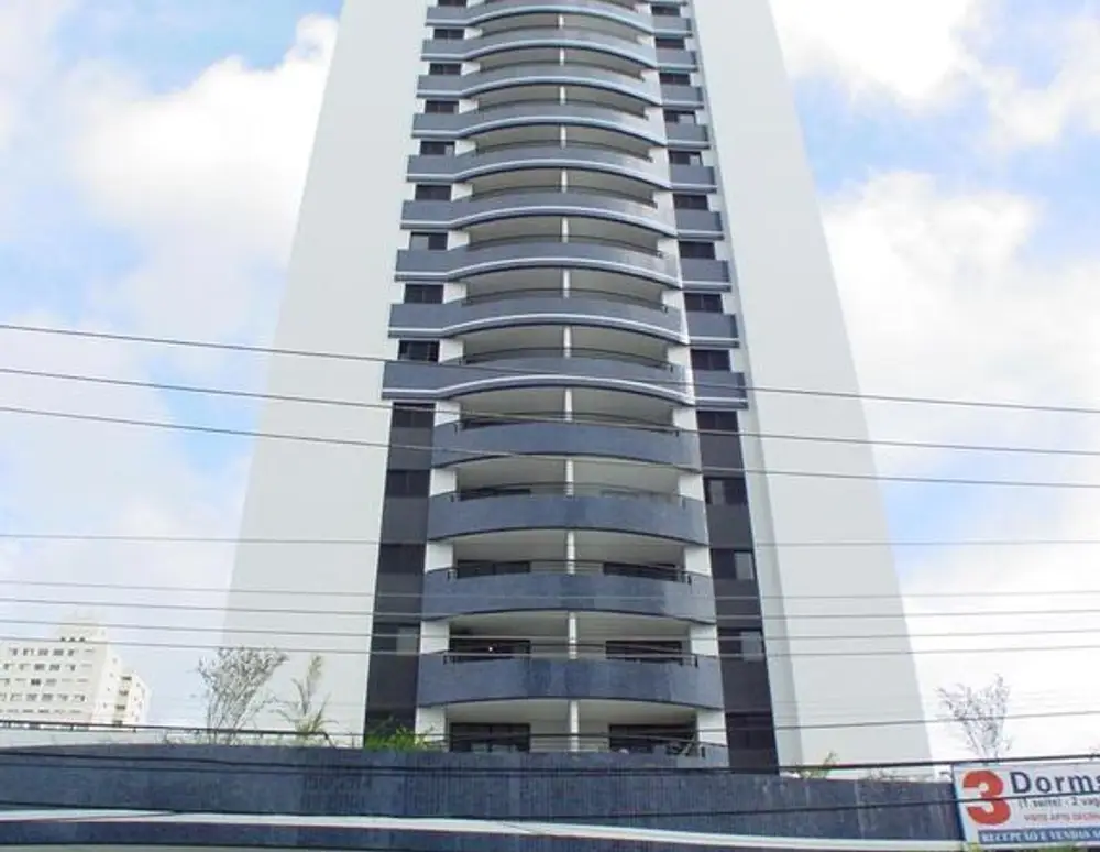 Edificio Golden Tower — foto 3