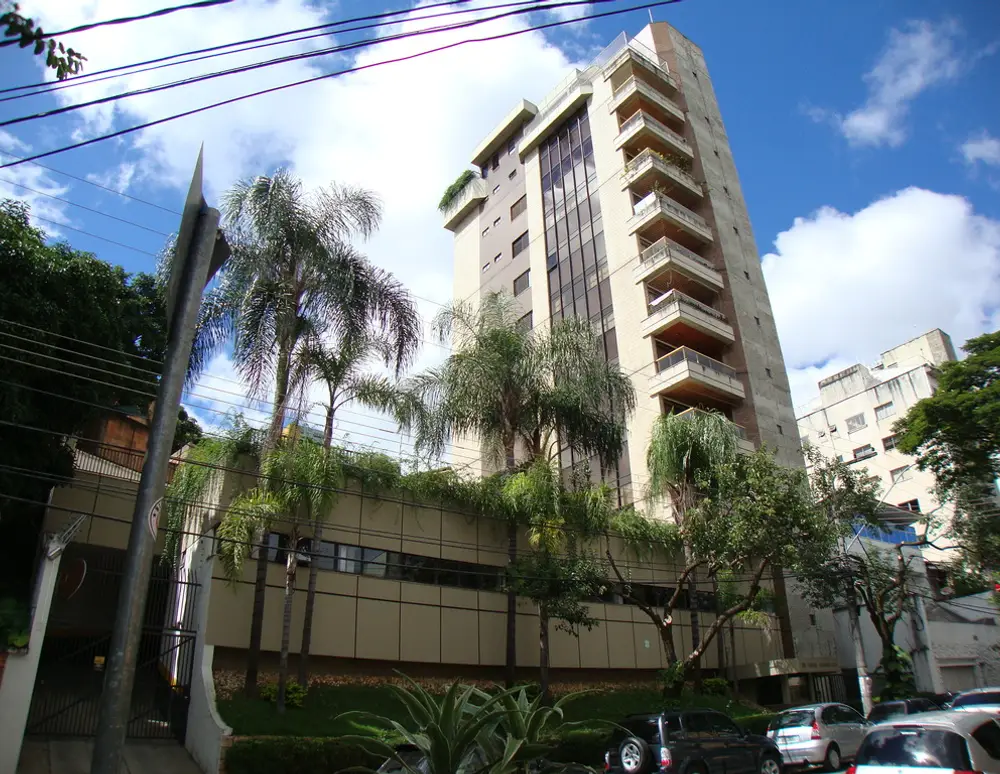 Edificio Royal Garden