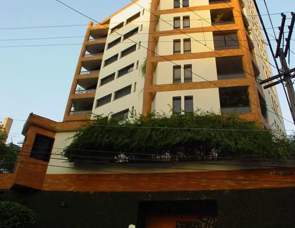 Edificio Mirabosque