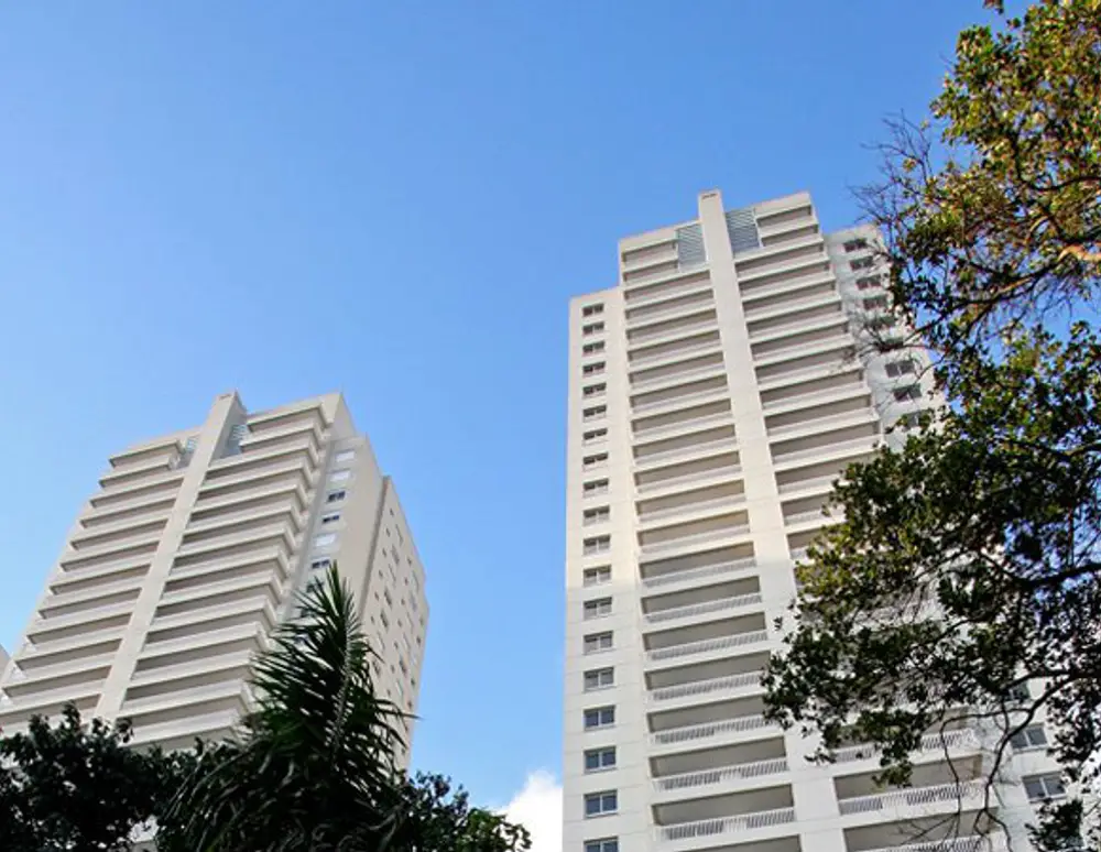 Golf Condominium