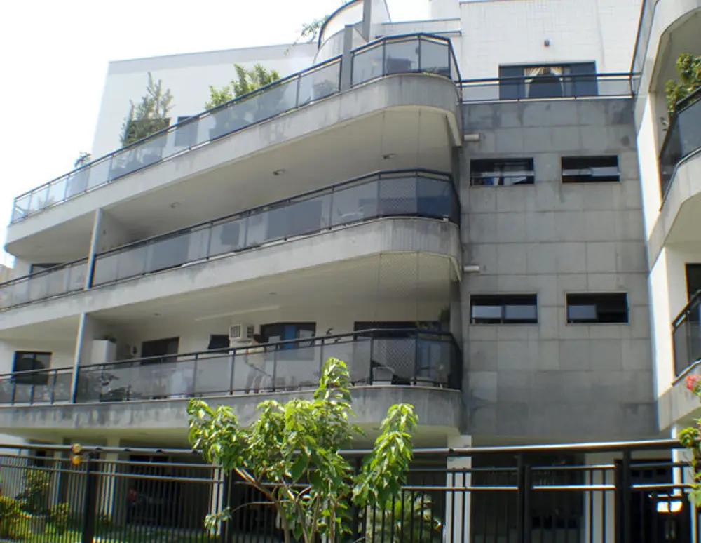 Edificio Residencial Adelfi