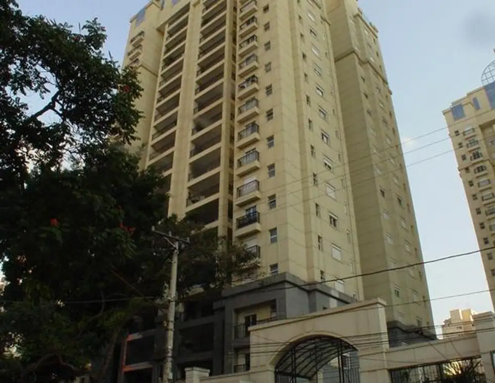 Classic Condominium Club