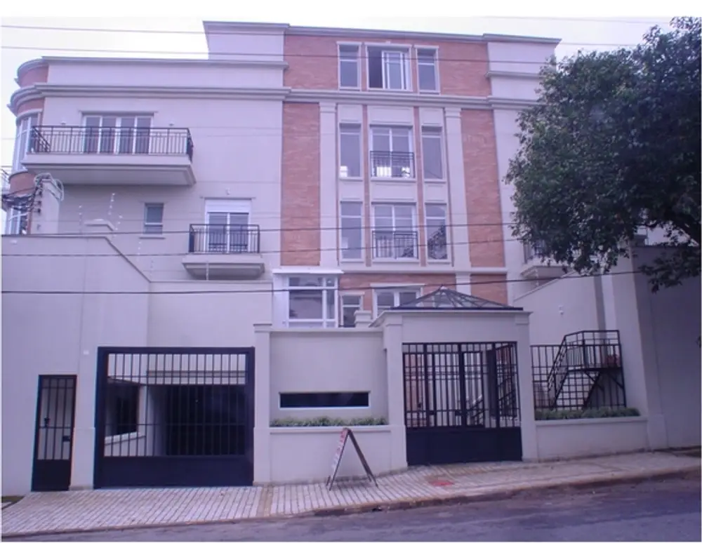 Edificio Secret Garden