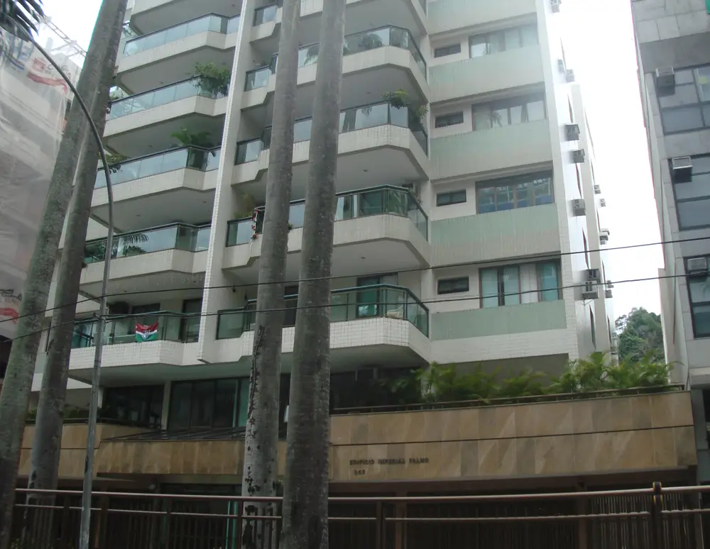 Edificio Imperial Palms