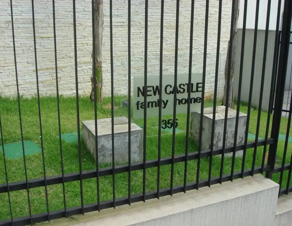 Edificio New Castle-family Home — foto 2