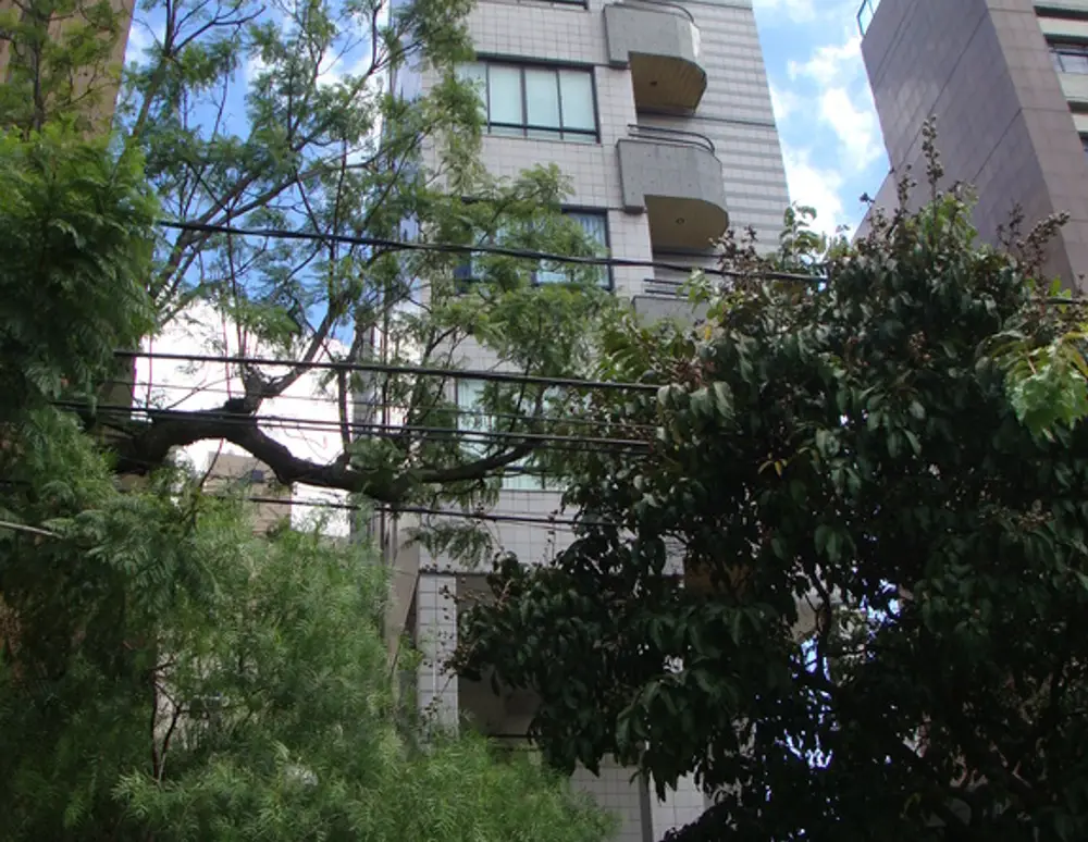 Edificio Hill Residence