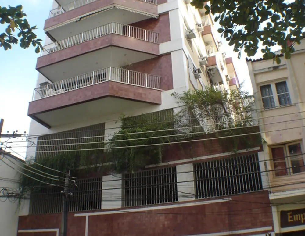 Edificio Josek Hermolim