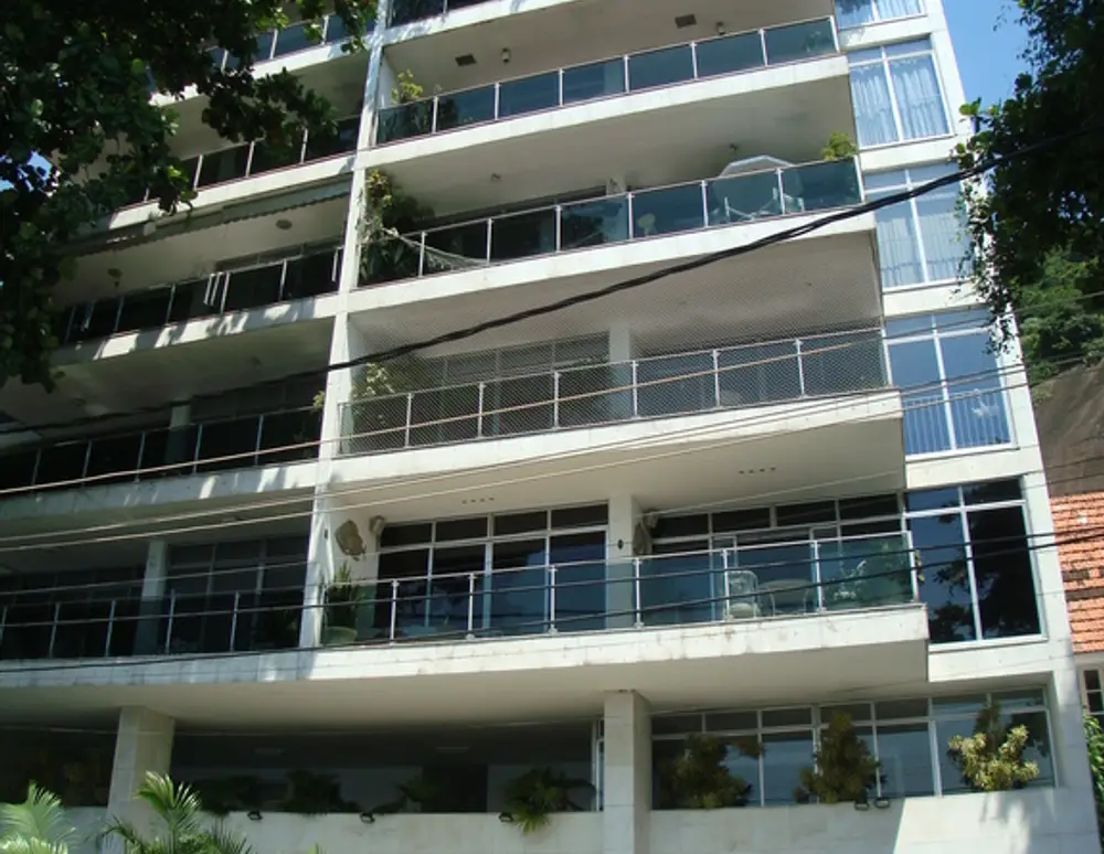 Edificio Golden Bay