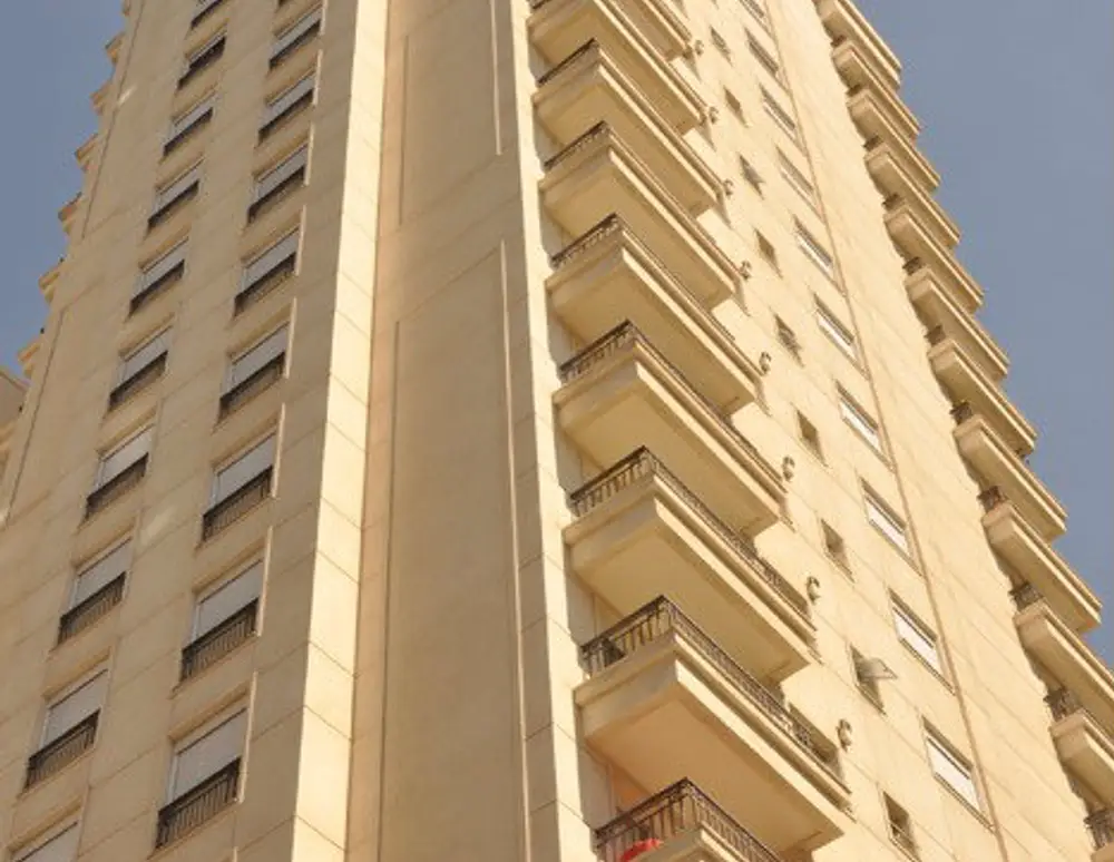 Edificio Lion D'or Residences - Angelica