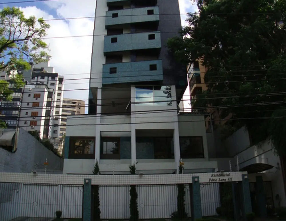 Edificio Patio Lara