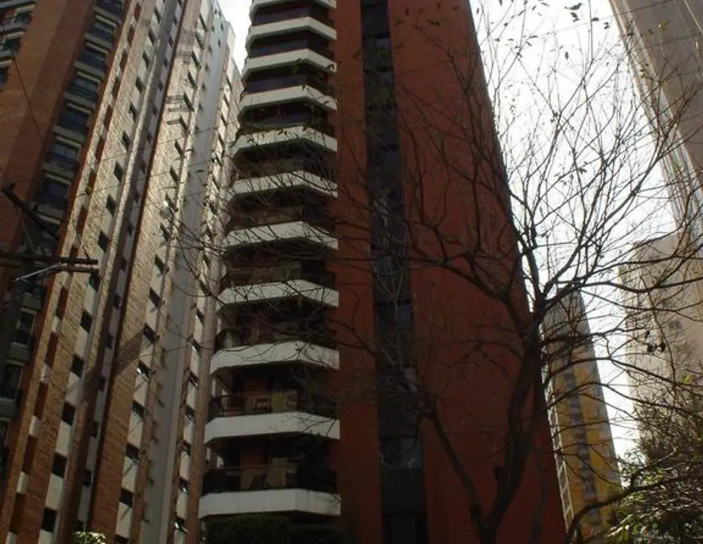 Edificio Ares de Mariana