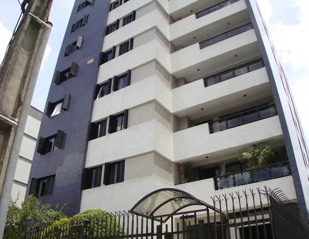 Edificio Residencial Alto da Xv