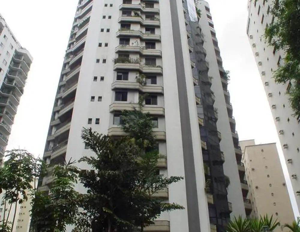 Edificio Mapleleaf Park