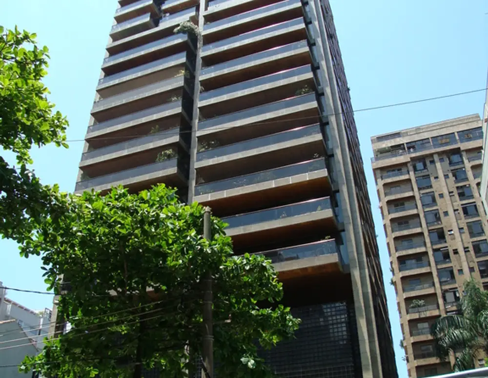 Edificio Diamond Tower