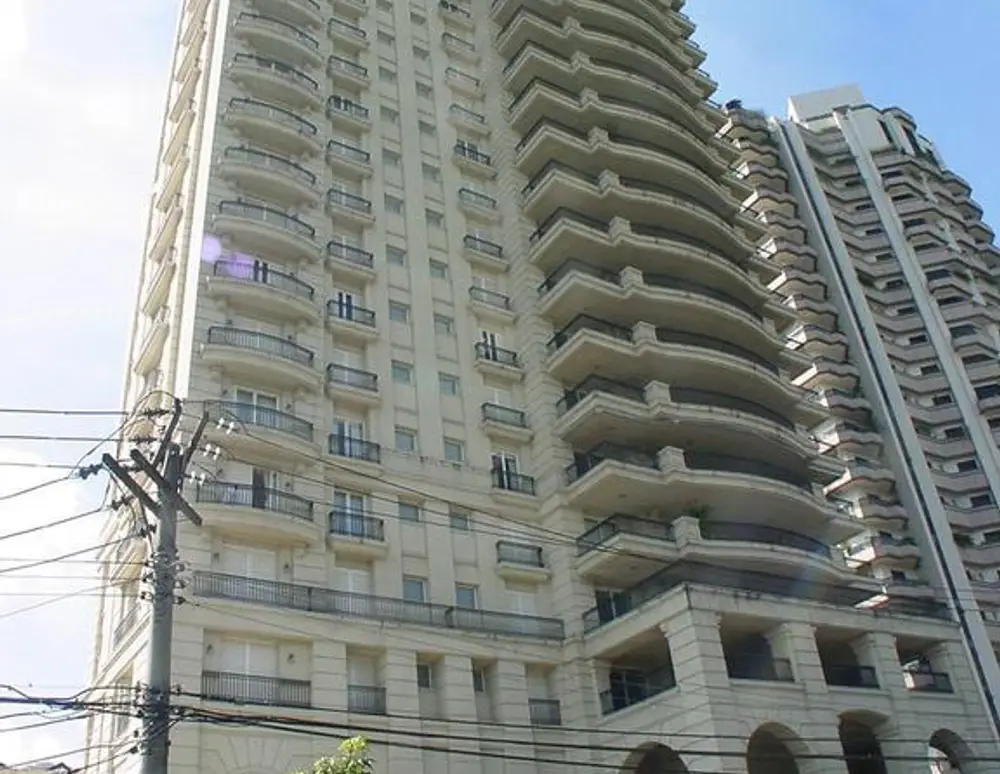 Edifício L' Obelisque