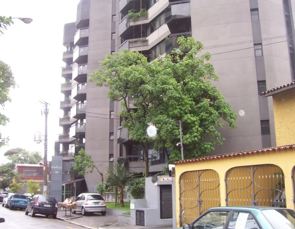 Edifício Park Plaza