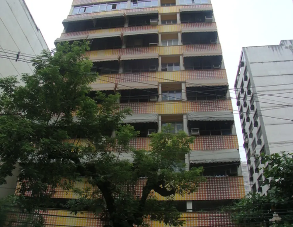 Edificio Status
