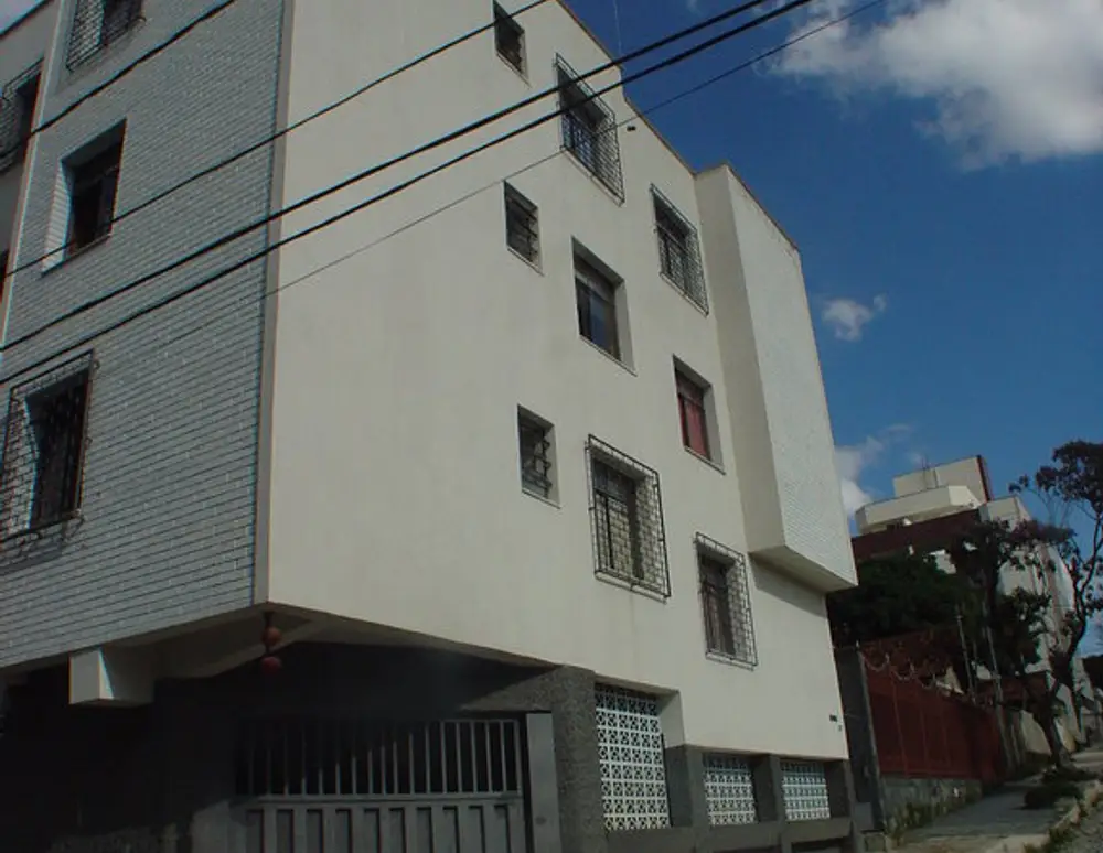 Edificio Carmesia