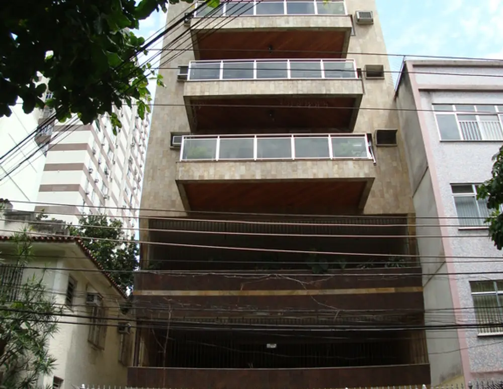 Edificio Residencial Esmeralda
