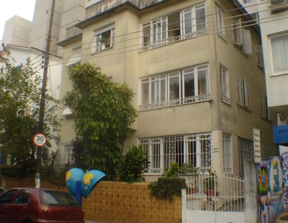 Edificio Solar Carmina Guedes