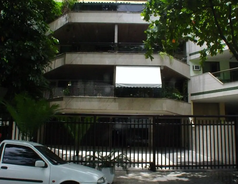 Edificio Farnese