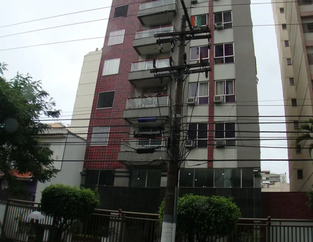 Edificio Via Marzzini