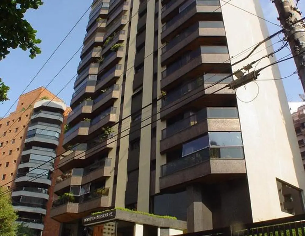 Edificio Roland Garros
