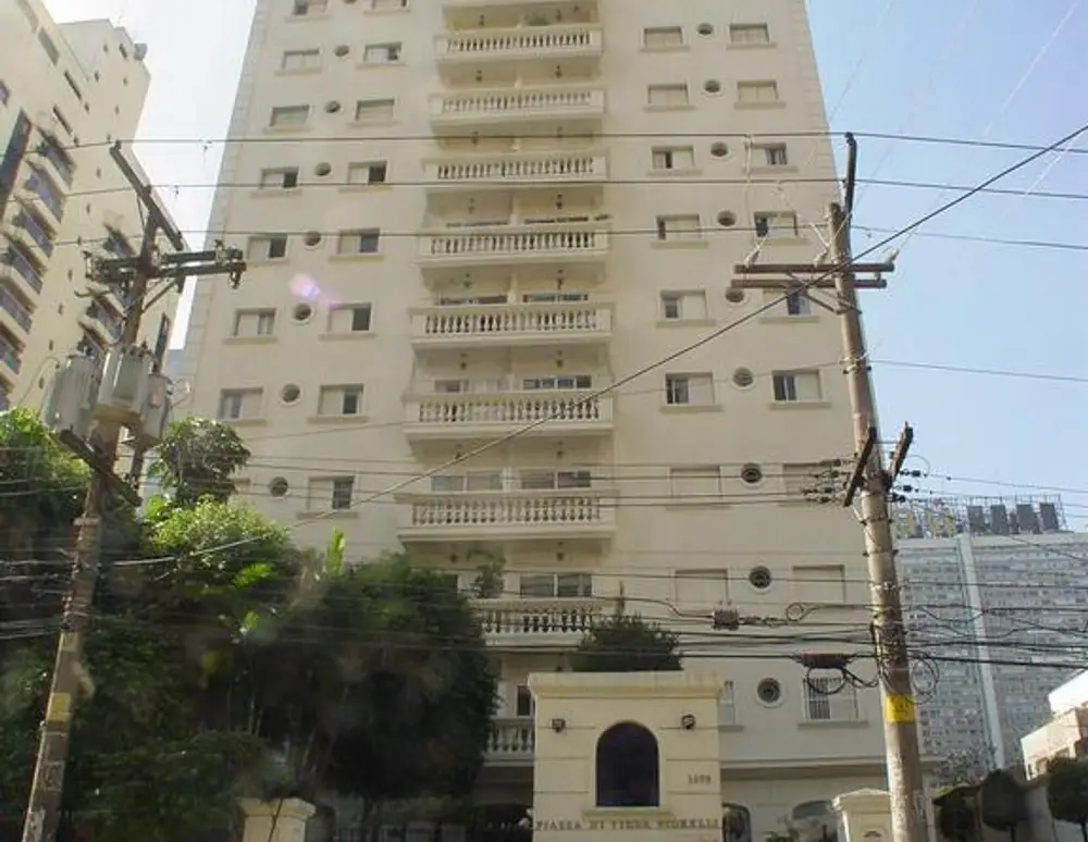 Edificio Piazza Di Villa Fiorelli