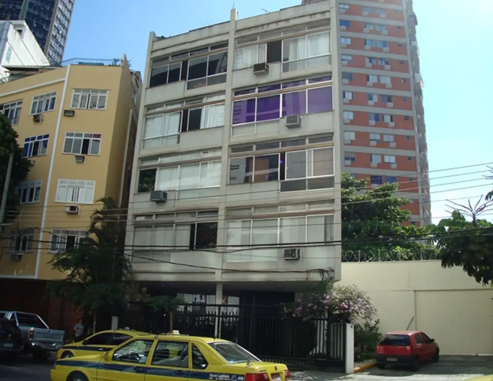 Cond Ed Almirante Alvaro Pereira do Cabo