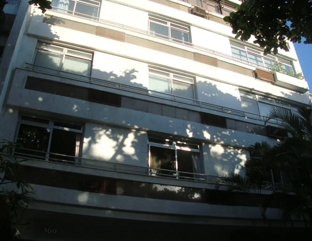 Edificio Blue Bird