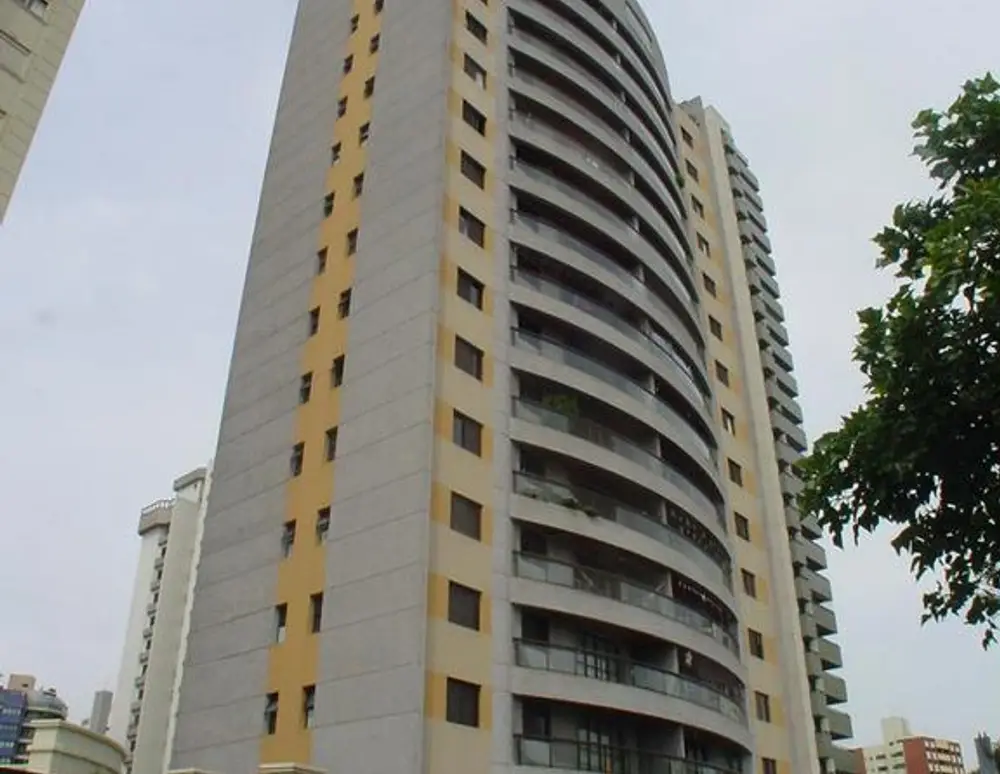 Edificio Jeans Les Pins