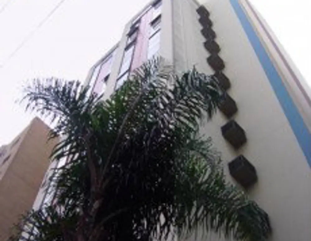 Edificio Santa Paula Office Building