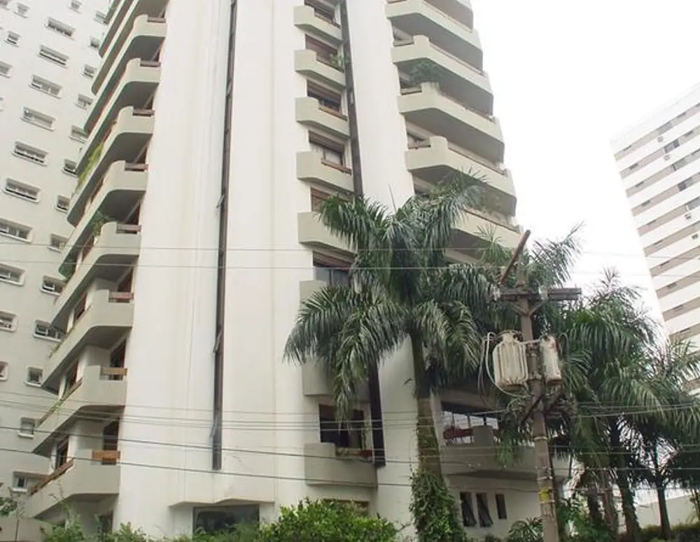 Edificio Piazza Dante — foto 2