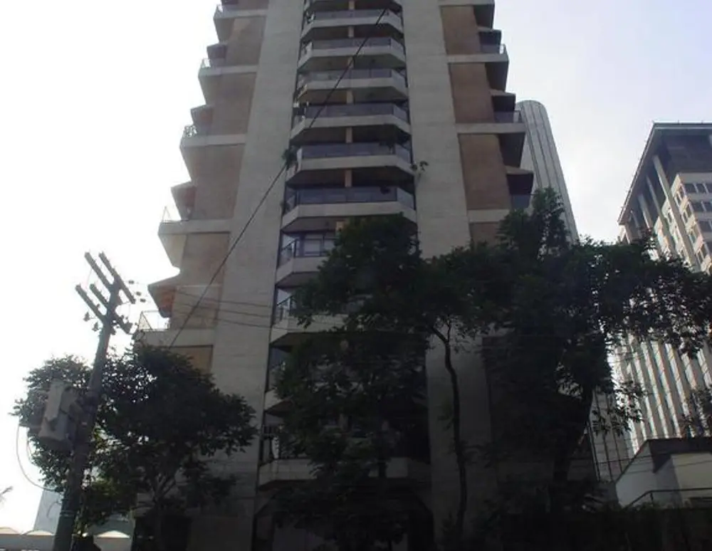 Edificio Paco do Trianon
