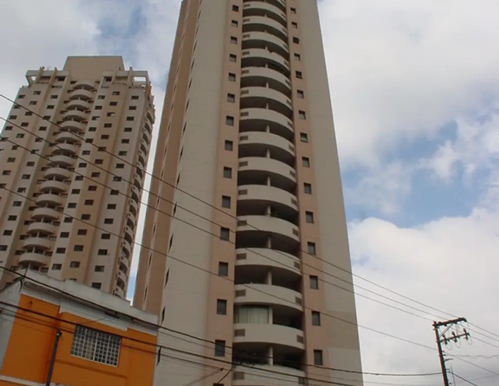 Condomnio New Century Quality Home