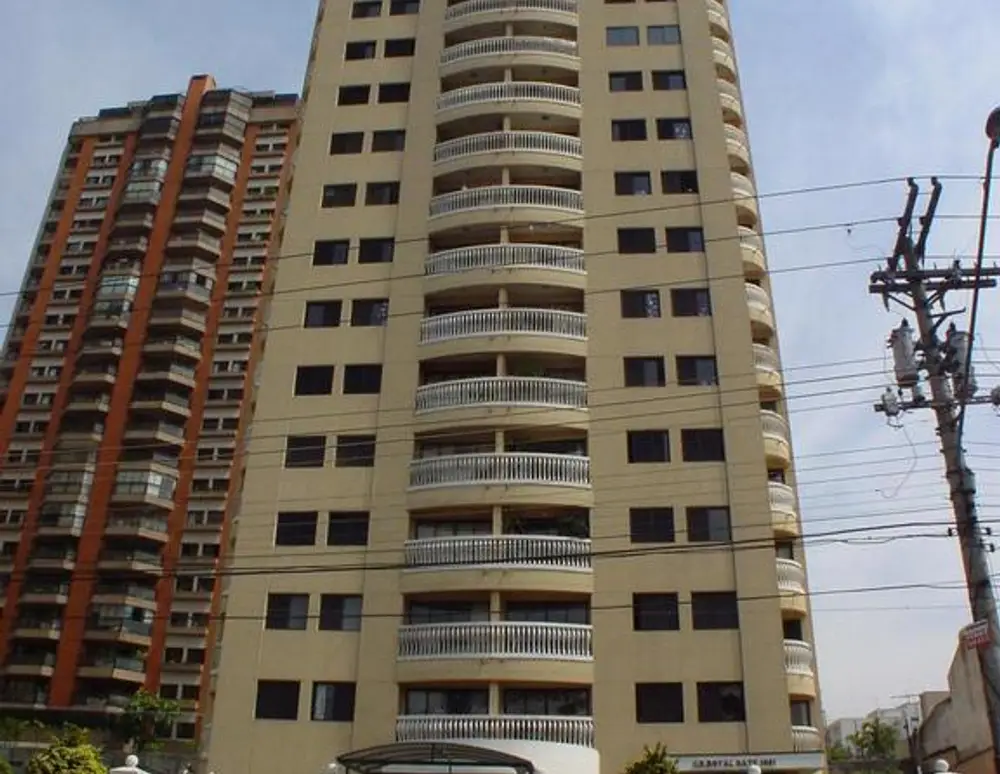 Edificio Royal Gate